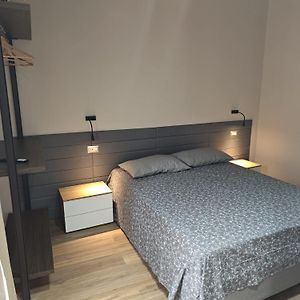 Camera standard con letto king size